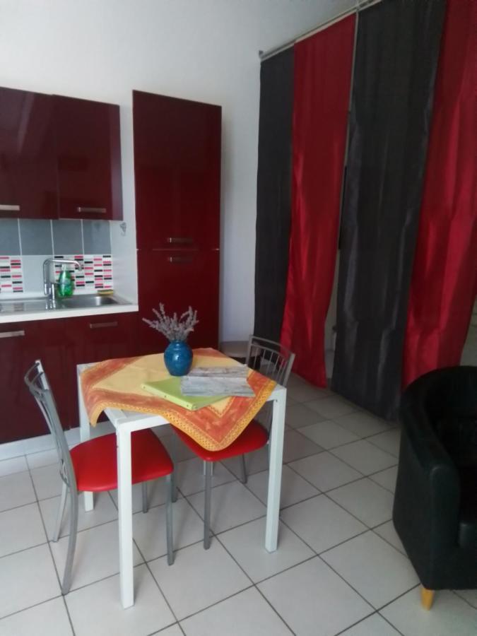 Tiny House Independante Climatisee Moules Exterior photo