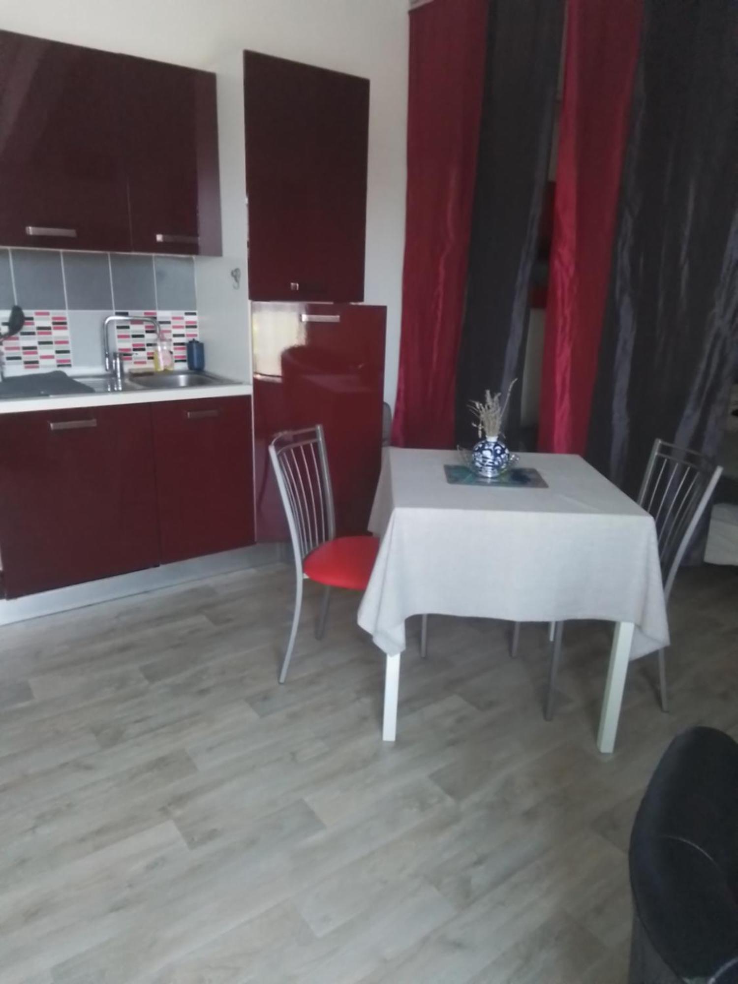 Tiny House Independante Climatisee Moules Exterior photo